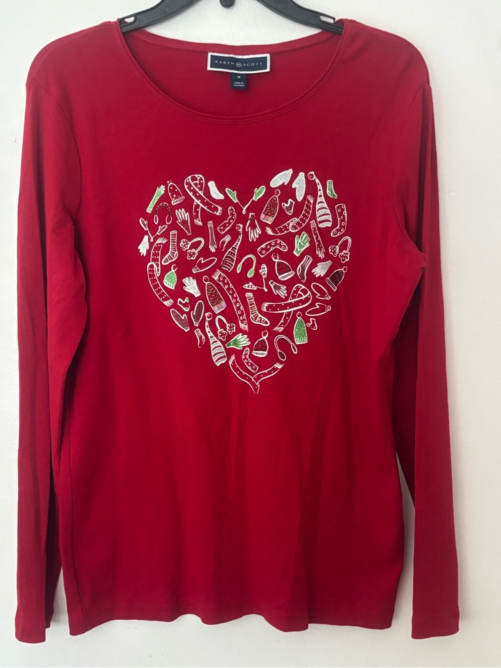 Karen Scott Red Christmas Holiday Heart Graphic Long Sleeve Top – Size M